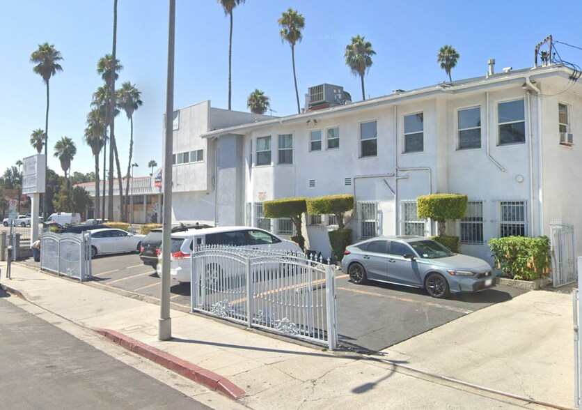 More Photos Of 5255 W Sunset Blvd, Los Angeles Medical For Lease