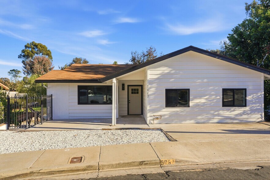 More Photos Of 5067 Alumni Pl, San Diego Multifamily For Sale