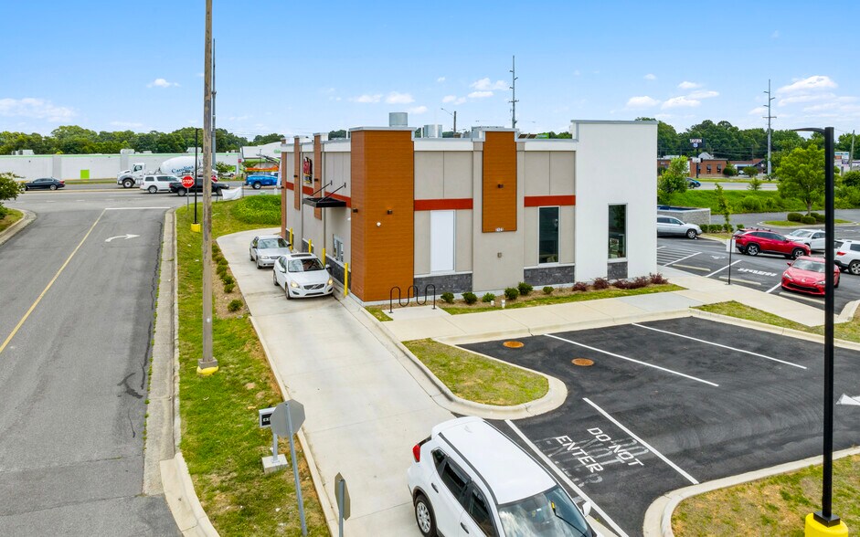 More Photos Of 2121 W Roosevelt Blvd, Monroe Fast Food For Sale