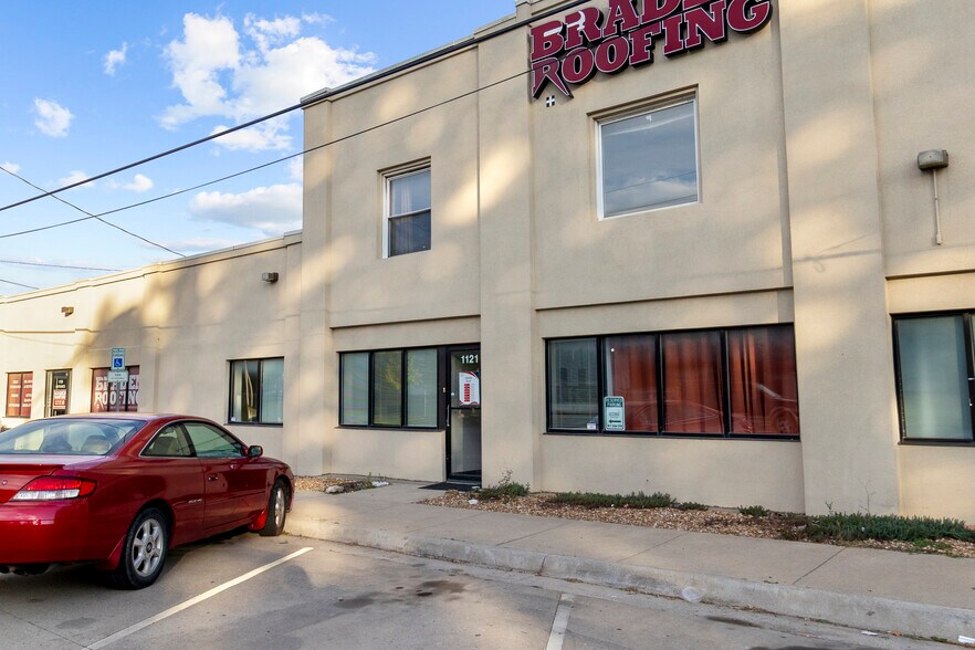 More Photos Of 1119-1123 Merriam Ln, Kansas City Office For Sale