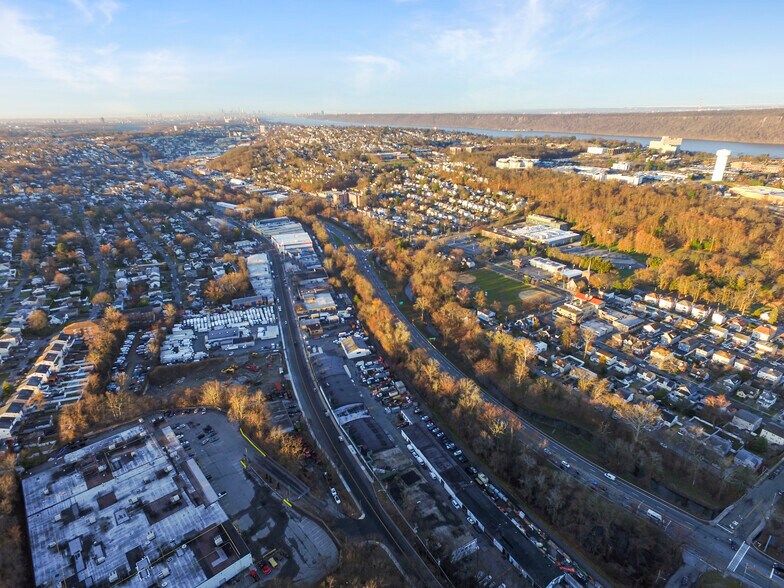 More Photos Of 1154 Saw Mill River Rd, Yonkers Land For Sale