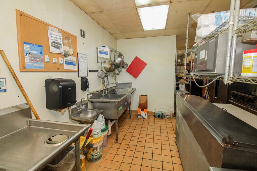 More Photos Of 125 Main St, Huron Bowling Alley For Sale