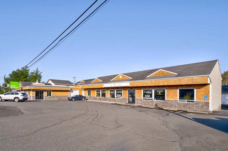 More Photos Of 3003 Highway 101 N, Gearhart Self Storage For Sale