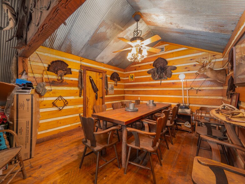 More Photos Of 340 Northview Dr, Jesup Restaurant For Sale