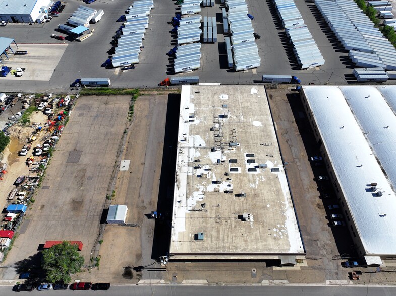 More Photos Of 8025-8045 E 40th Ave, Denver Warehouse For Lease