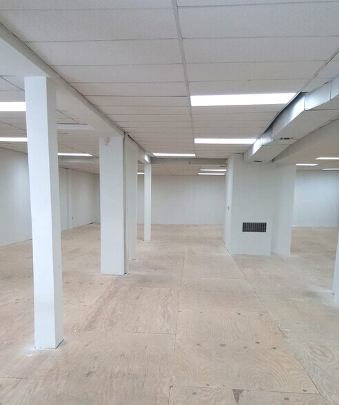 More Photos Of 2582-2586 3rd Ave, Bronx Storefront Retail Residential For Lease