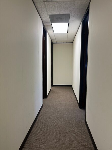 More Photos Of 5702 S Staples, Corpus Christi Unknown For Lease