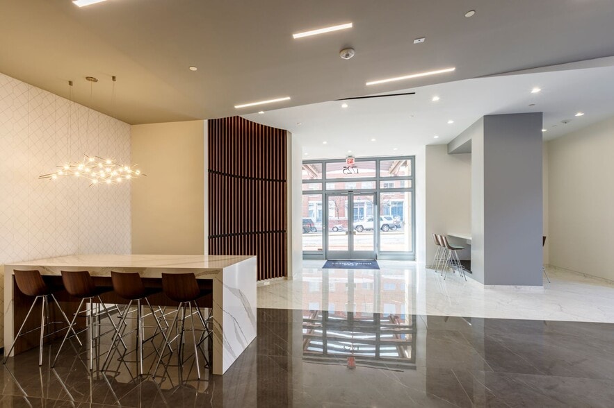 More Photos Of 1725 Duke St, Alexandria Office For Lease