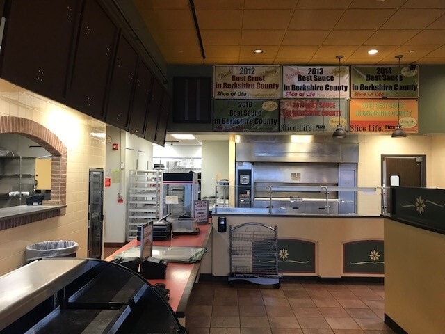 More Photos Of 685 Merrill Rd, Pittsfield Freestanding For Lease