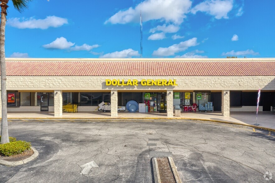 More Photos Of 14001-14211 W Colonial Dr, Winter Garden Unknown For Lease