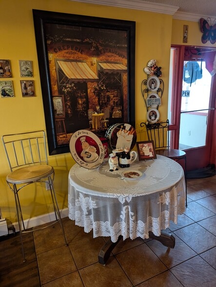 More Photos Of 9180 State Route 140, Hamel Restaurant For Sale