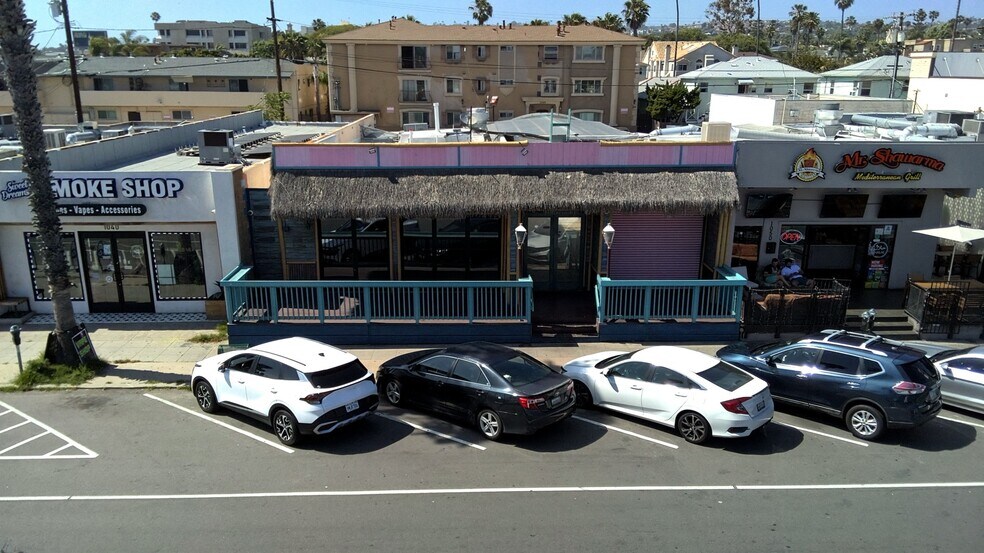 Primary Photo Of 1050 Garnet Ave, San Diego Restaurant For Lease