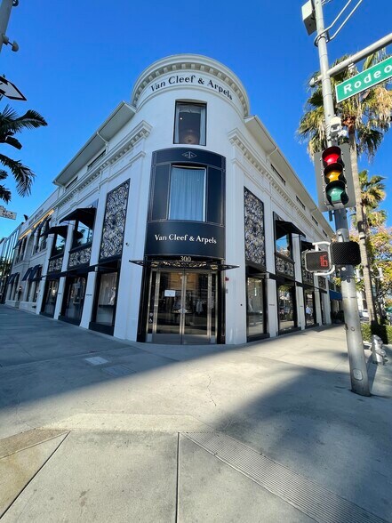 Primary Photo Of 300 N Rodeo Dr, Beverly Hills Office For Lease