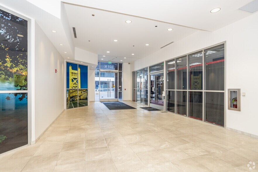 More Photos Of 801 K St, Sacramento Office For Lease