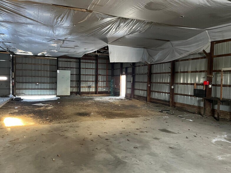 More Photos Of 832 Trexlertown Rd, Breinigsville Warehouse For Sale