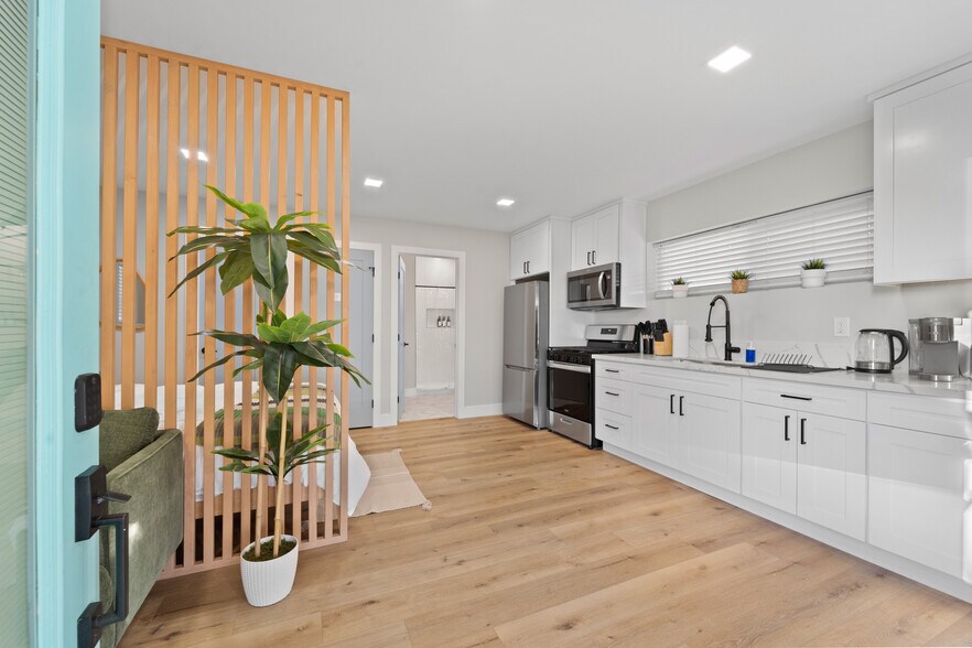 More Photos Of 3019-23 E 10th Street, National City Apartments For Sale