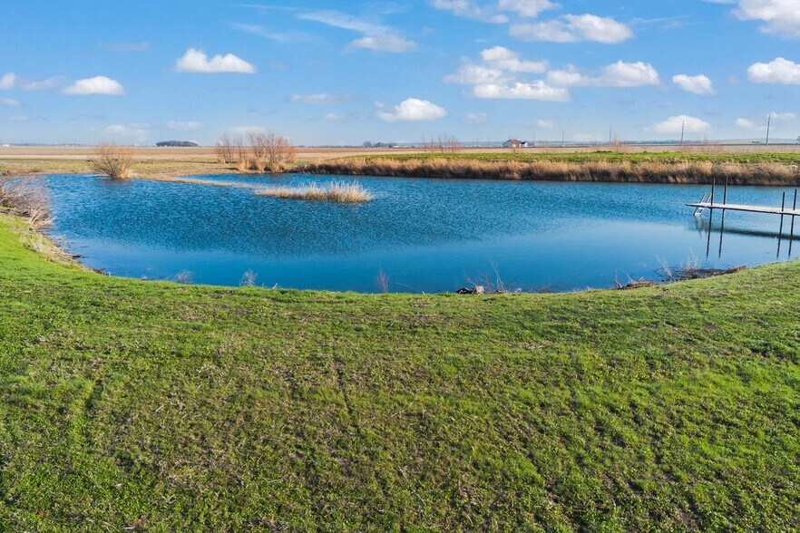 More Photos Of 2848 TX-81, Itasca Land For Sale