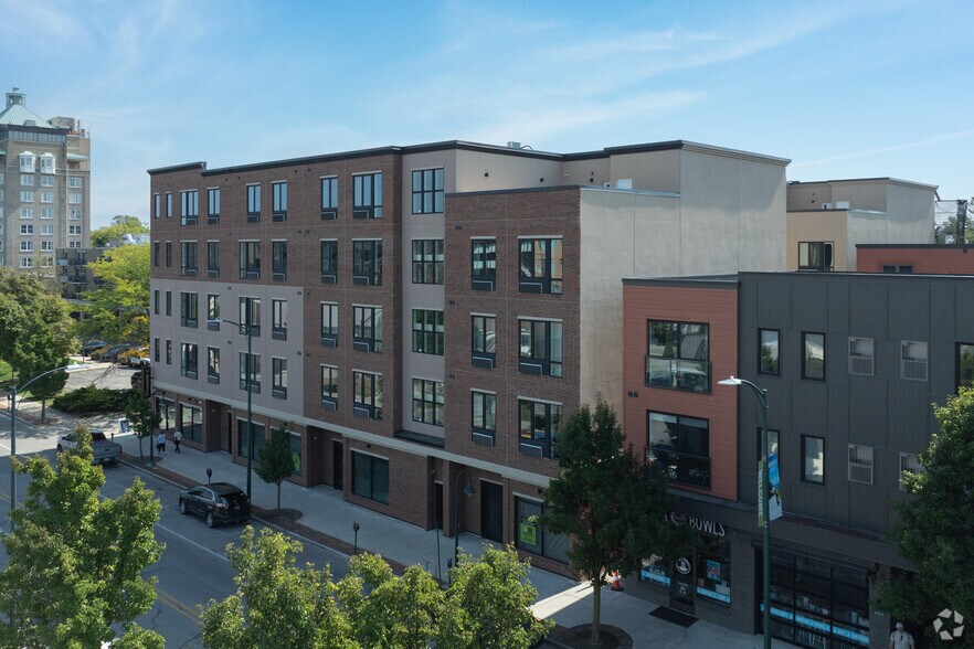 More Photos Of 232 East State St, Traverse City Apartments For Sale