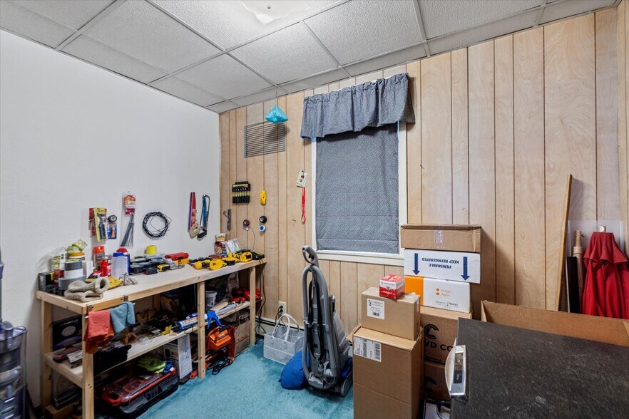 More Photos Of 401 E Sheridan St, Ely Convenience Store For Sale