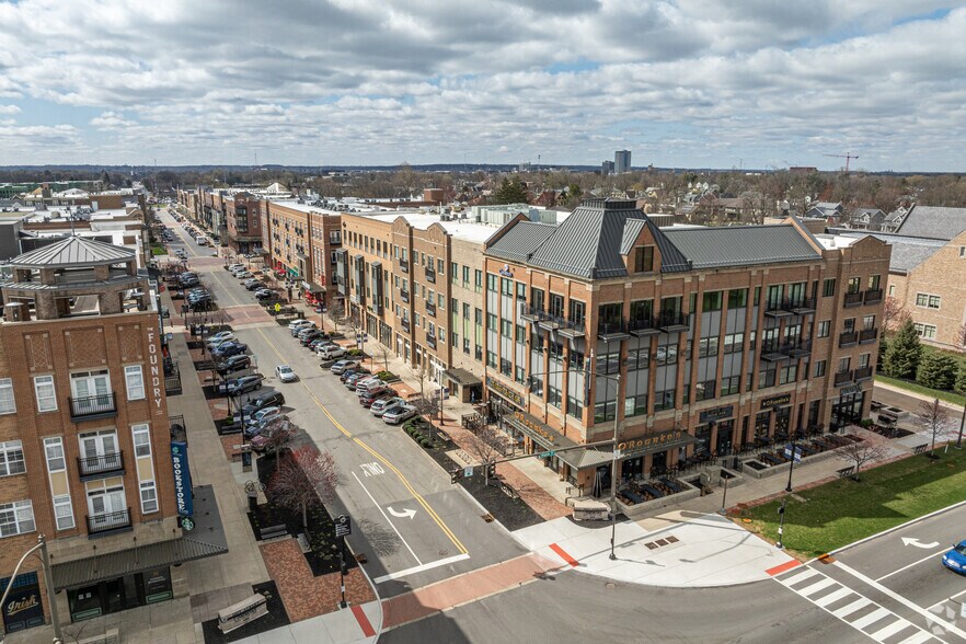 More Photos Of 1251 Eddy St, South Bend Coworking Space