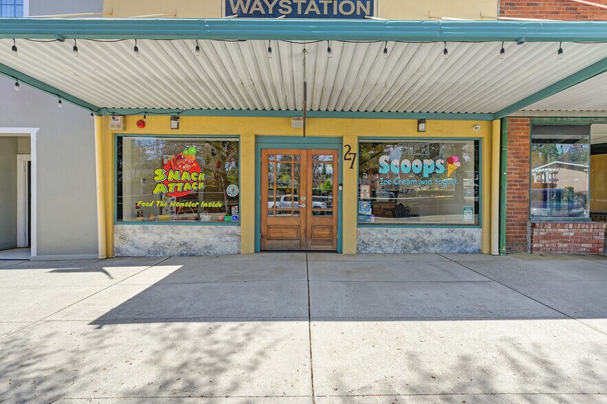 More Photos Of 27 S Main St, Colfax Storefront For Lease