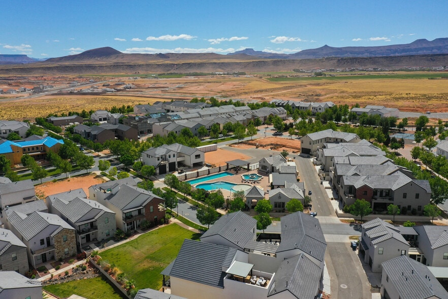 More Photos Of 4346 W Canterbury Rd, Hurricane Apartments For Sale