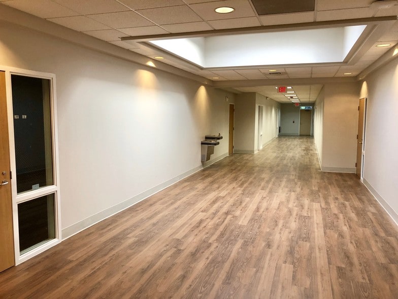 More Photos Of 705 Breedlove Dr, Monroe Medical For Lease