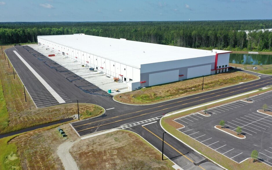 More Photos Of 912 Autonomous Dr, Ridgeville Distribution For Lease