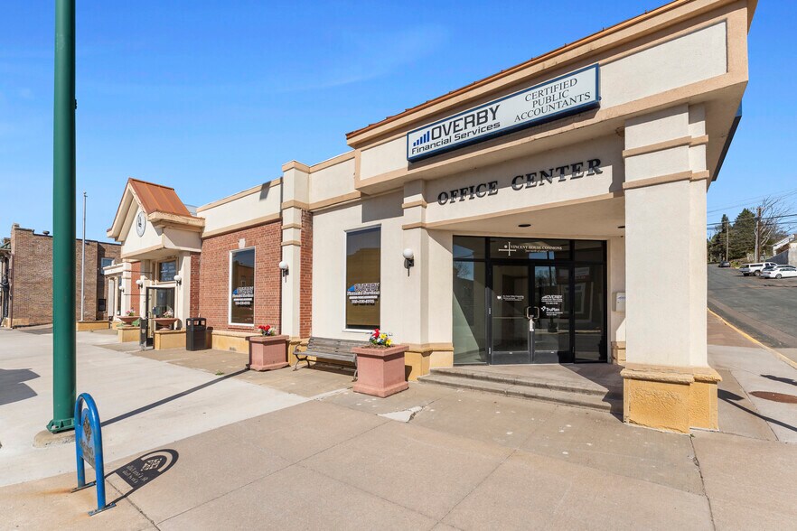 More Photos Of 102 N Washington St, Saint Croix Falls Office Residential For Sale