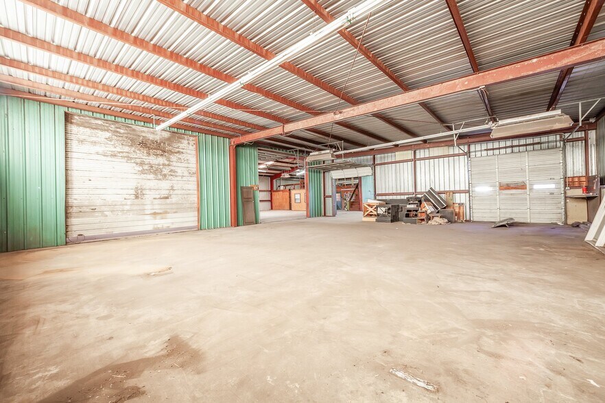 More Photos Of 144-145 Rosedale St, Jackson Warehouse For Sale