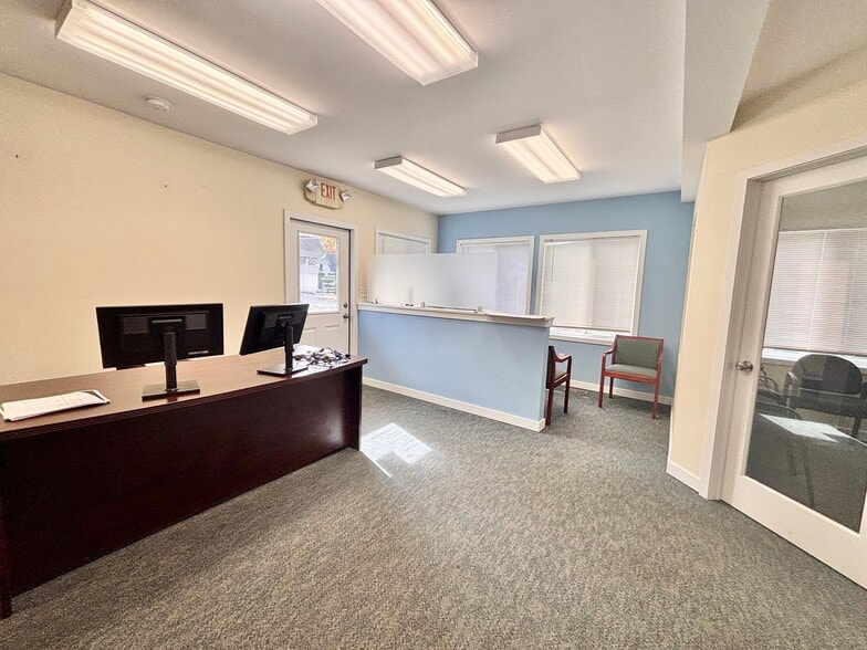 More Photos Of 543 Newfield Ave, Stamford Storefront Retail Residential For Lease