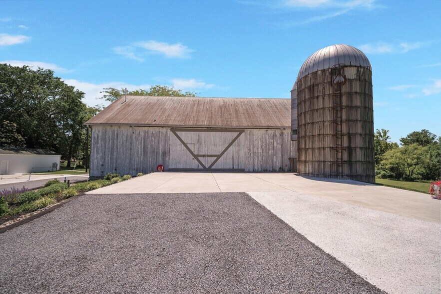 More Photos Of 1902 Jefferson Pike, Brunswick Lodge Meeting Hall For Lease