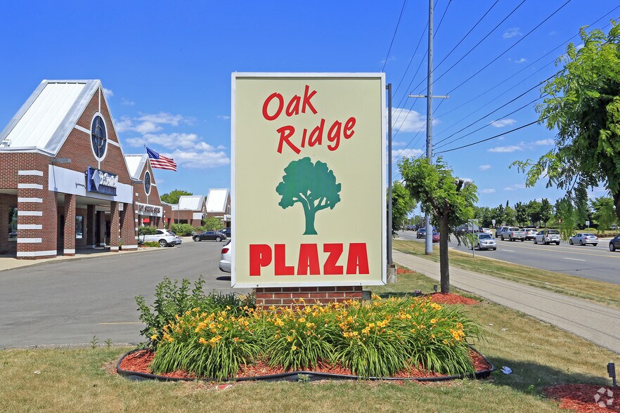 More Photos Of 3230-3350 Rochester Rd, Rochester Hills Unknown For Lease