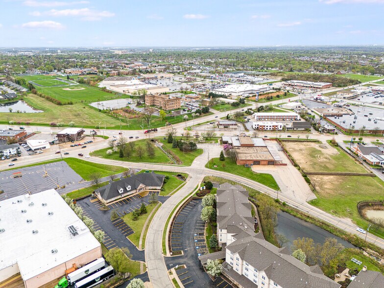 More Photos Of 1640 Willow Circle Dr, Crest Hill Medical For Sale