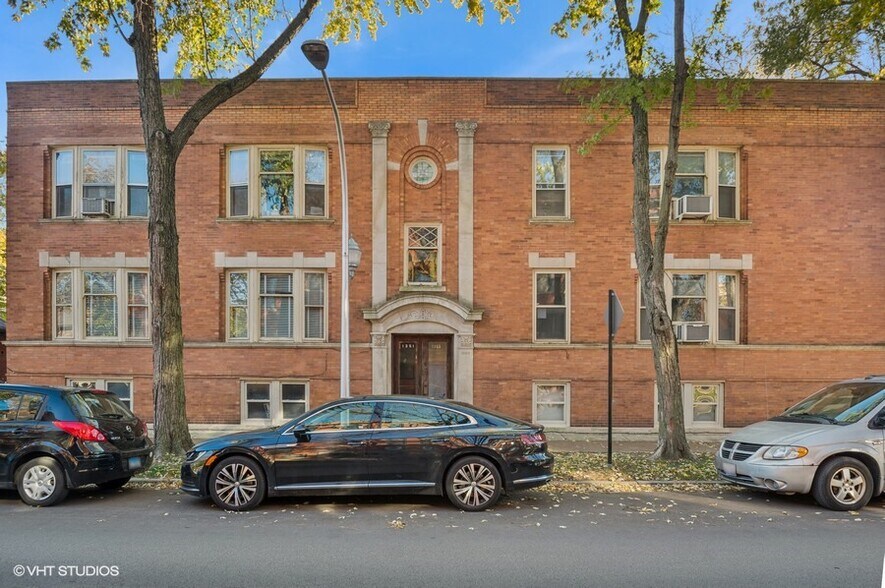 More Photos Of 1351 W Balmoral Ave, Chicago Apartments For Sale