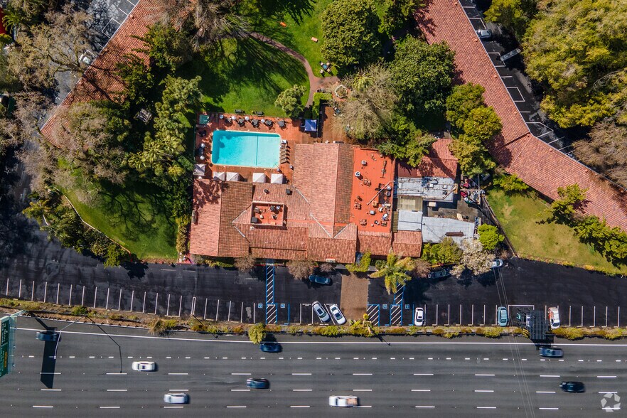 More Photos Of 250 Entrada Dr, Novato Hotel For Lease