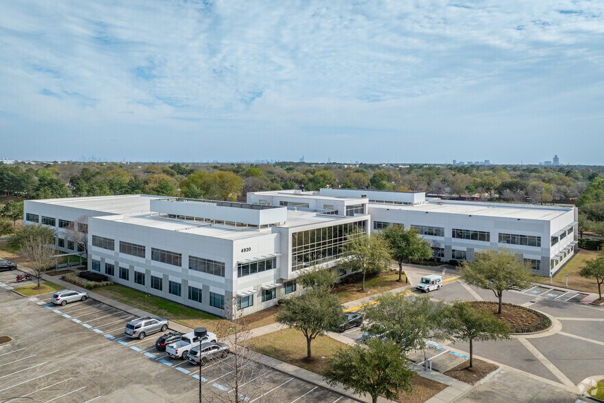 More Photos Of 4920 Westway Park Blvd, Houston Office For Lease