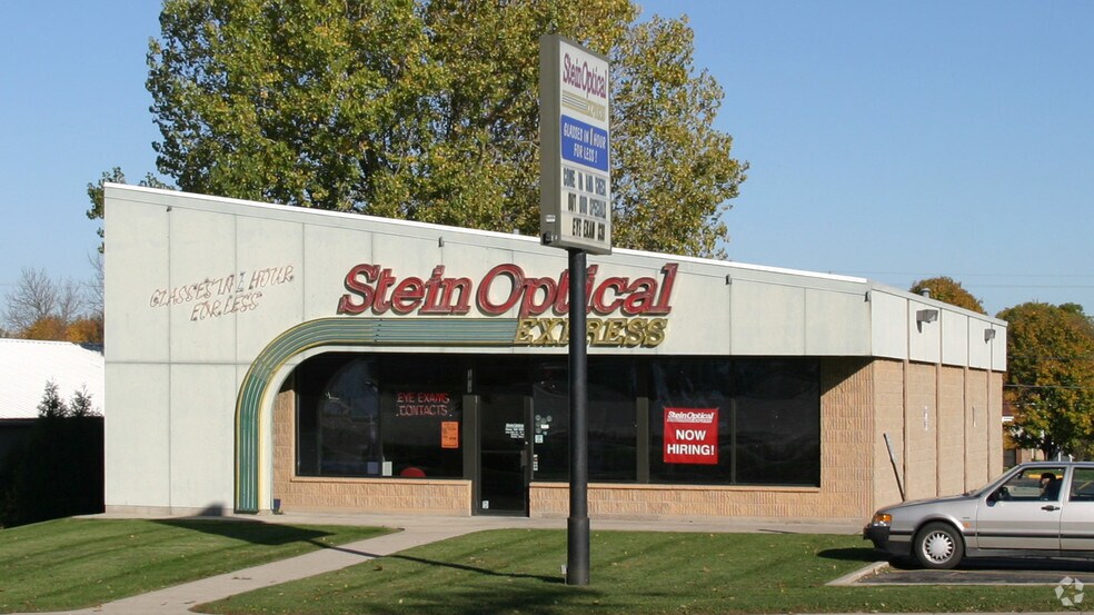 More Photos Of , West Bend General Retail For Sale