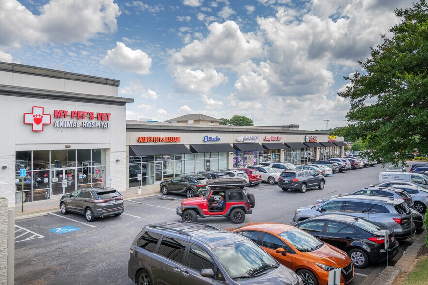 More Photos Of 840 Ernest West Barrett Pky, Kennesaw Unknown For Lease