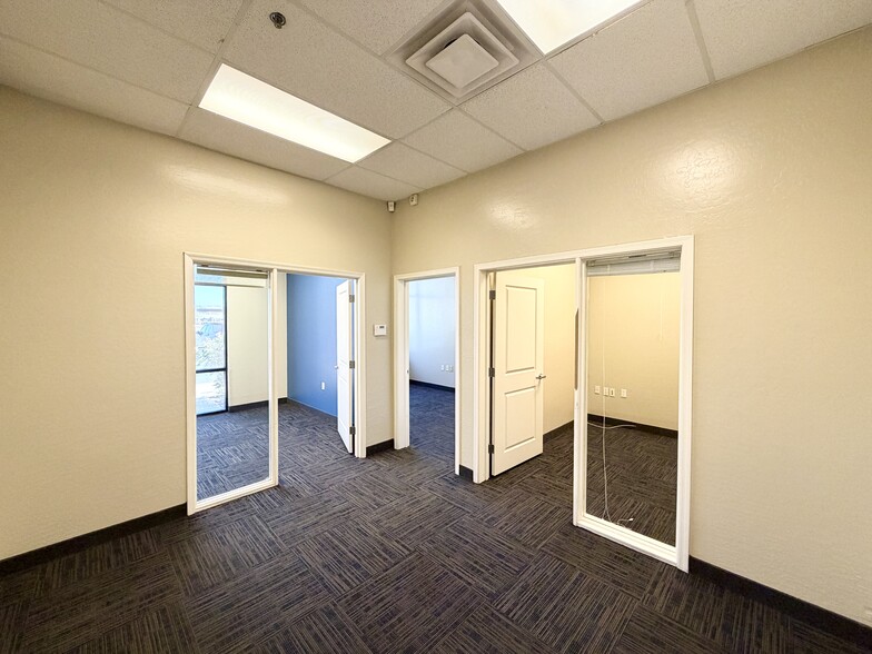 More Photos Of 428 S Gilbert Rd, Gilbert Office For Lease