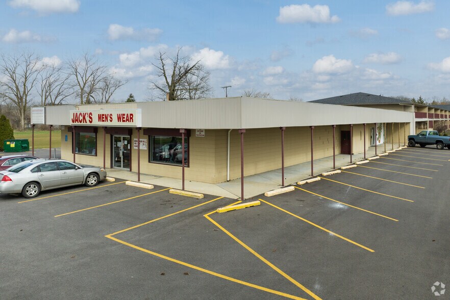 More Photos Of 3414 Dorr St, Toledo Light Distribution For Lease
