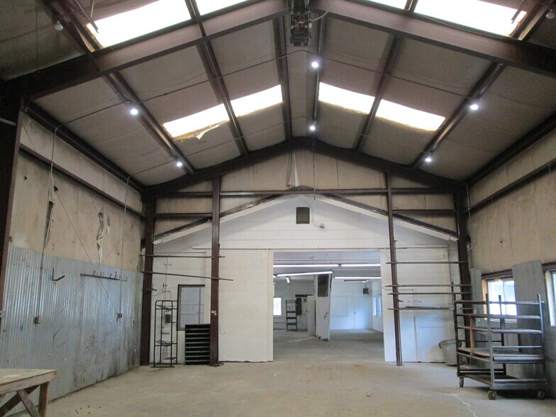 More Photos Of 17831 Co 1 Rd, Florissant Manufacturing For Sale