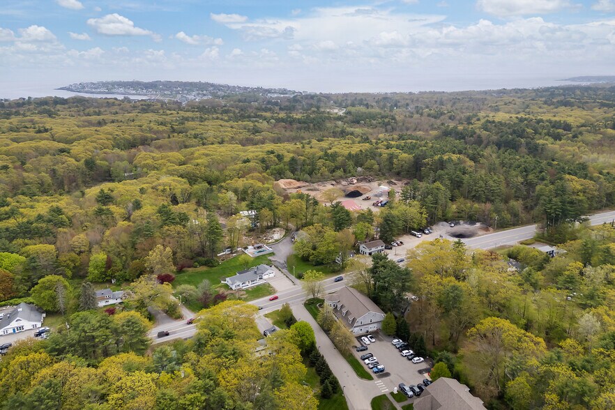 More Photos Of 2 Village Park Dr, York Flex For Lease