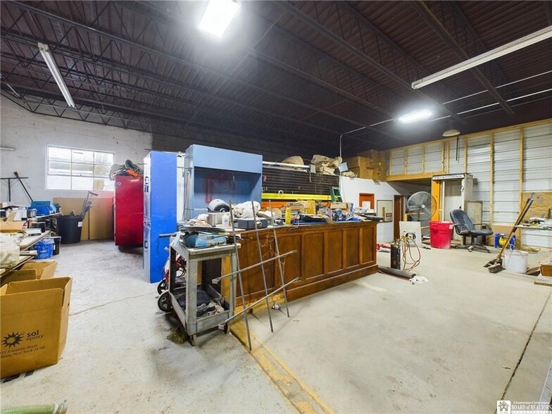 More Photos Of 1621 Washington St, Olean Auto Repair For Sale
