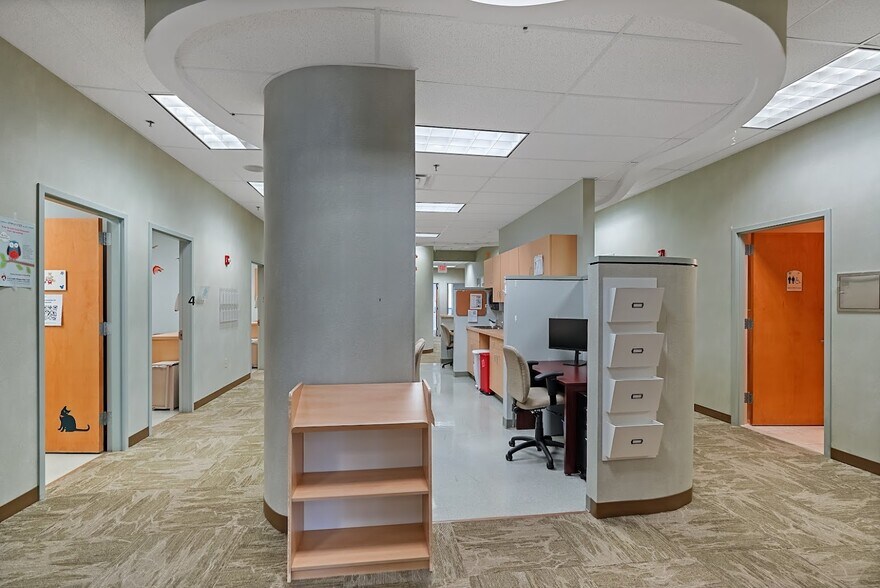 More Photos Of 192 Route 117 by Pass Rd, Bedford Hills Storefront For Lease