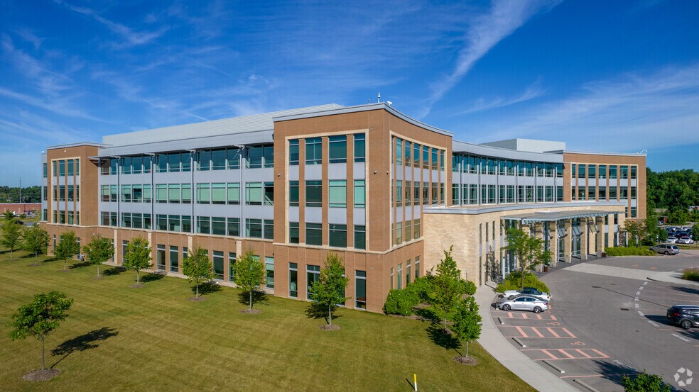 More Photos Of 4900 E Dublin Granville Rd, Columbus Office For Sale