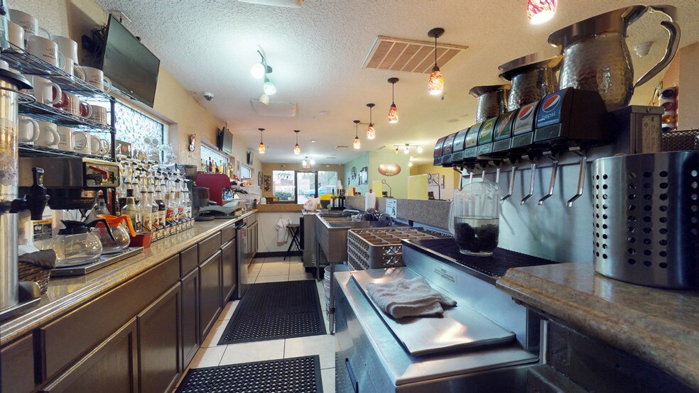 More Photos Of 9576 N Citrus Springs Blvd, Citrus Springs Restaurant For Lease