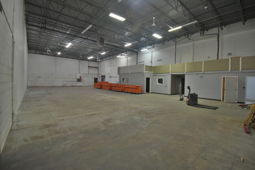More Photos Of 378 Page St, Stoughton Light Distribution For Lease