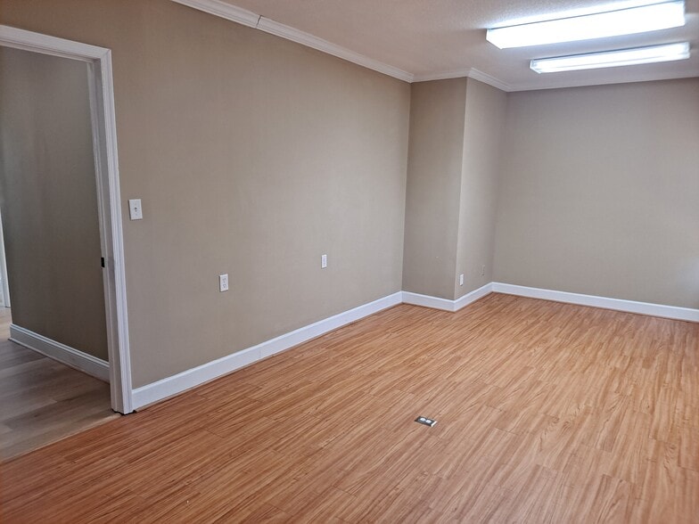 More Photos Of 763 J Clyde Morris Blvd, Newport News Office For Lease