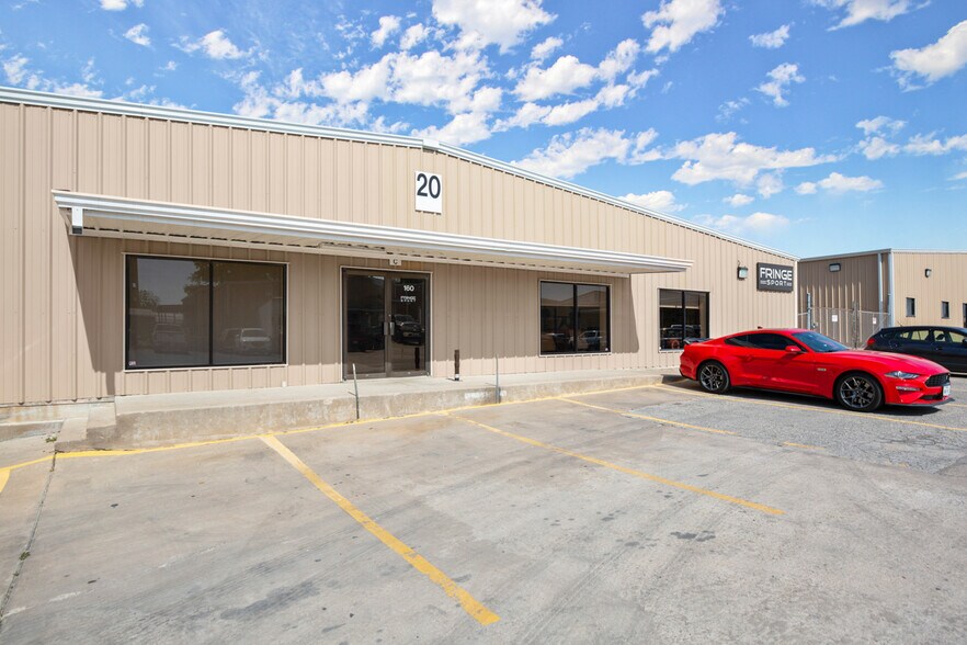 More Photos Of 9300 Brown Ln, Austin Warehouse For Lease